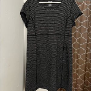 Duluth trading dress size XL grey and black
